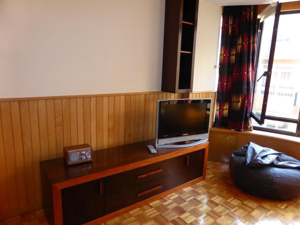 Apartment By The Beach Porto Room photo